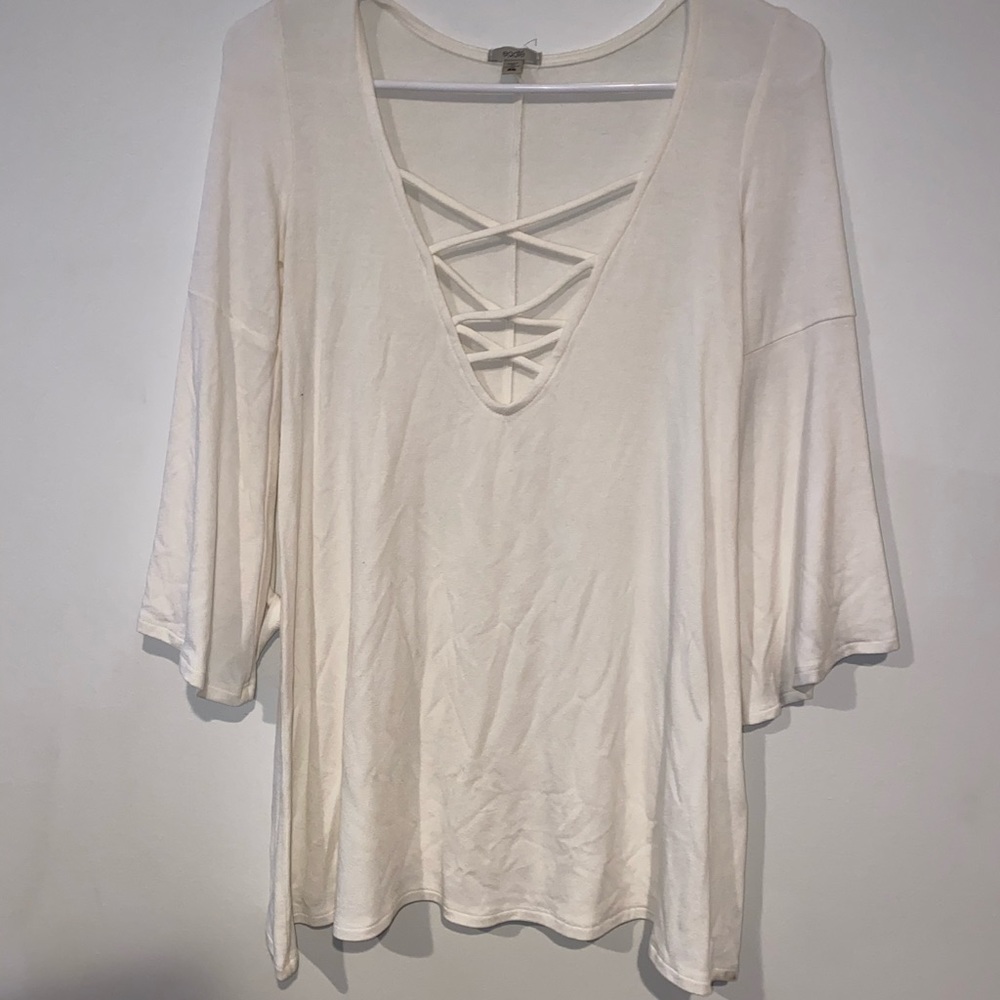 Bell sleeve top